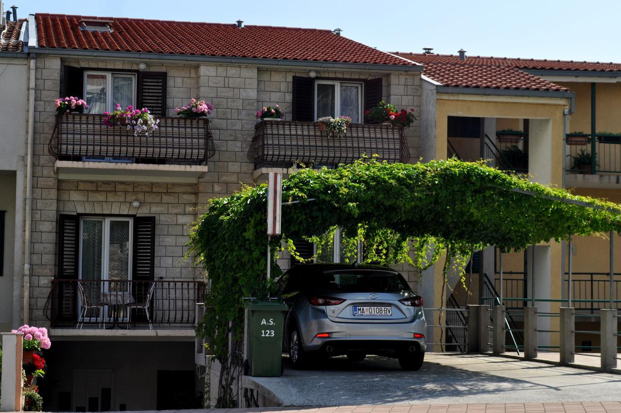 Apartments Ljubica Makarska Exterior photo