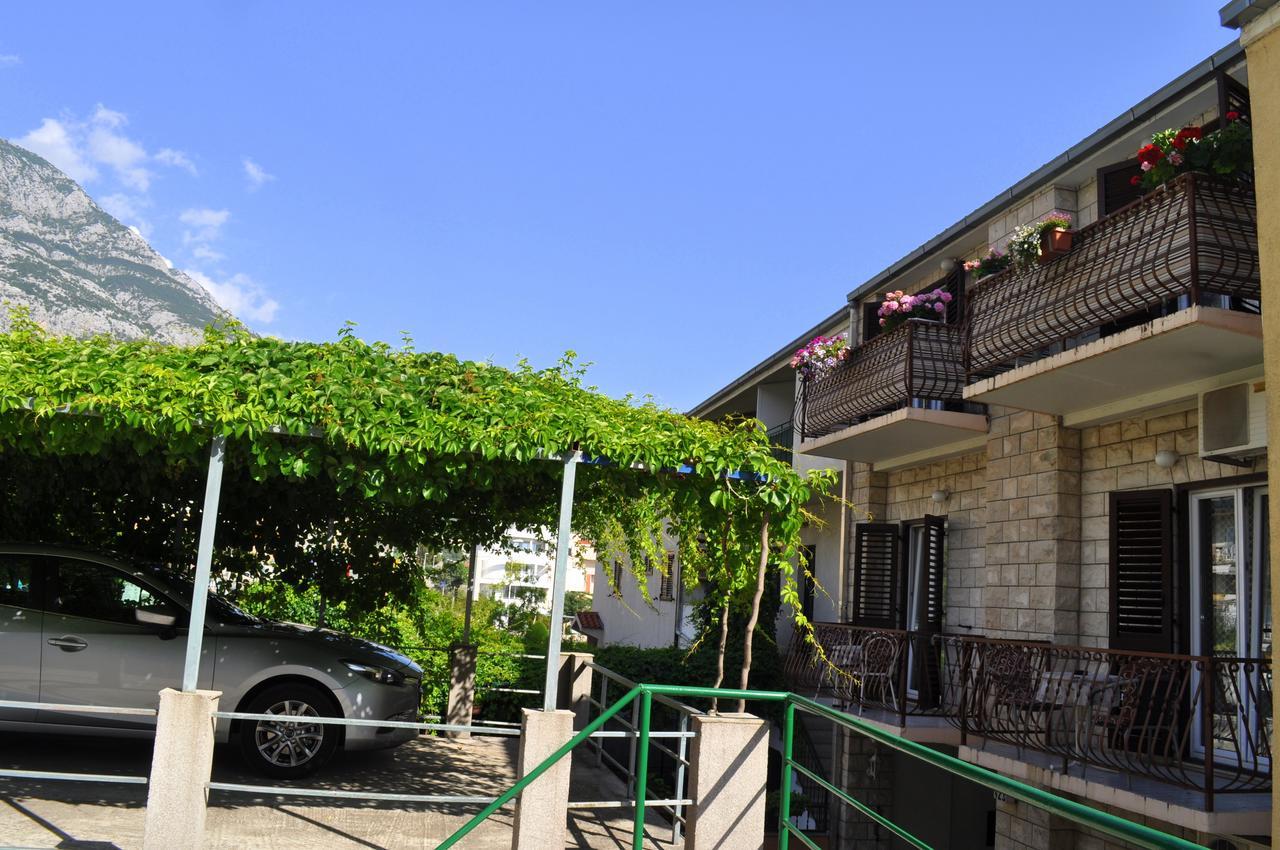 Apartments Ljubica Makarska Exterior photo